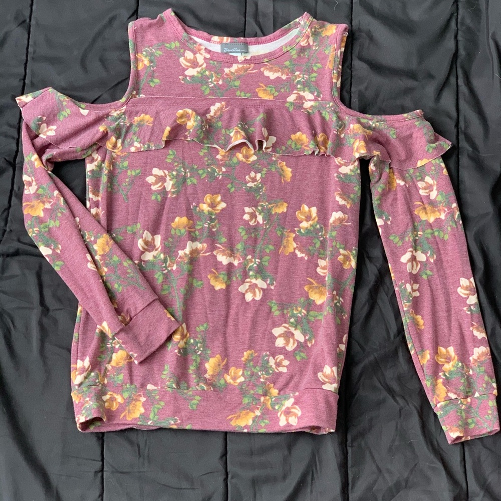 Cold shoulder ruffled top